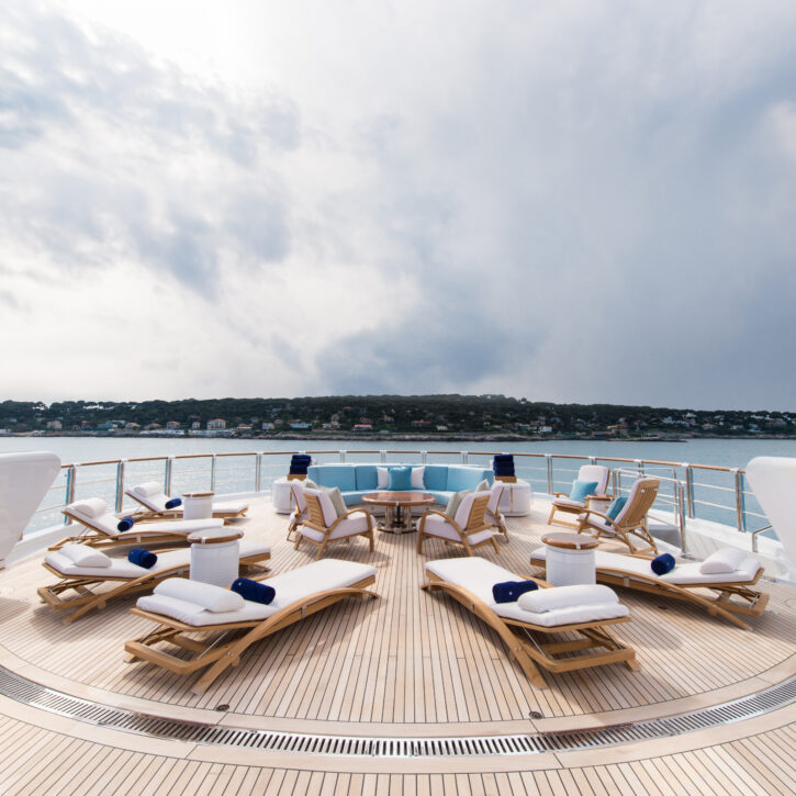 Sundeck Stacking Chaise – Summit Furniture
